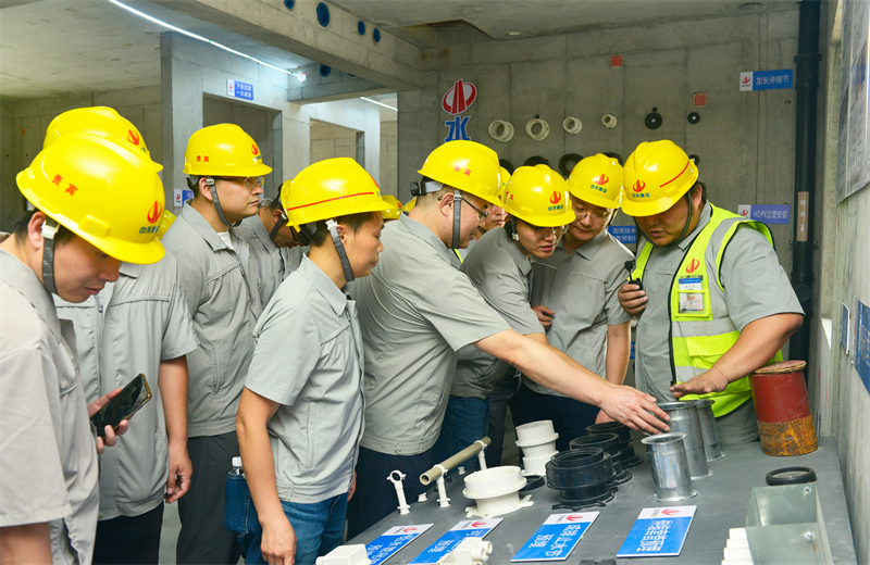 为进一步推进优质客户高效履约，提升交付品质、达成客户满意，2025年6月25日，环球360建设集团在上海组织召开2025年越秀地产、华润置业客户履约推进会。